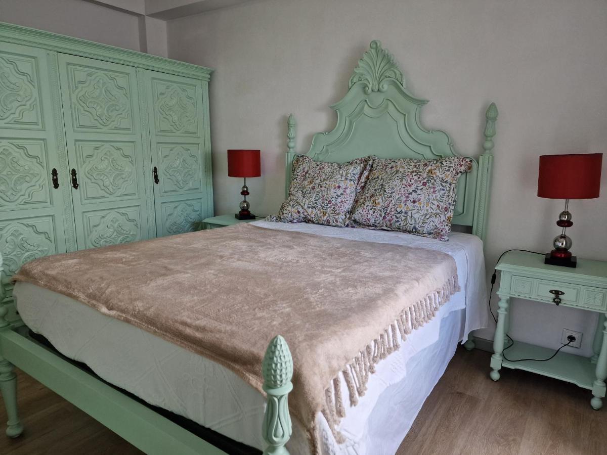 Apartamentos Garrett Орта Екстер'єр фото